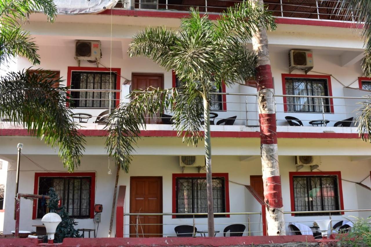 Hotel Mary Joey Baga Exterior photo