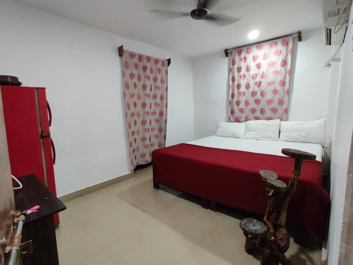 Hotel Mary Joey Baga Exterior photo
